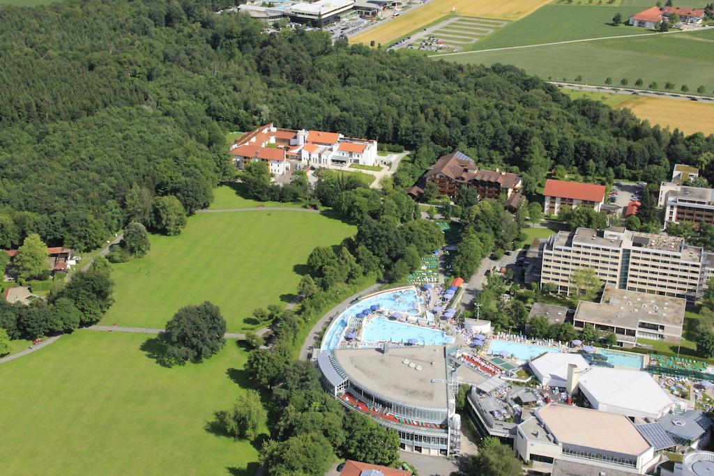 Hotel Und Appartementhof Waldeck Bad Füssing Extérieur photo
