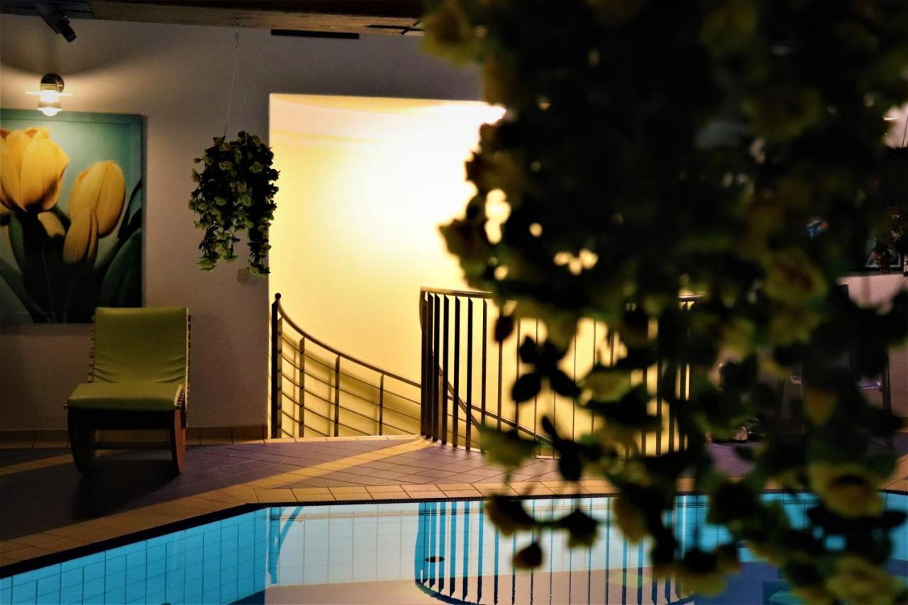 Hotel Und Appartementhof Waldeck Bad Füssing Extérieur photo