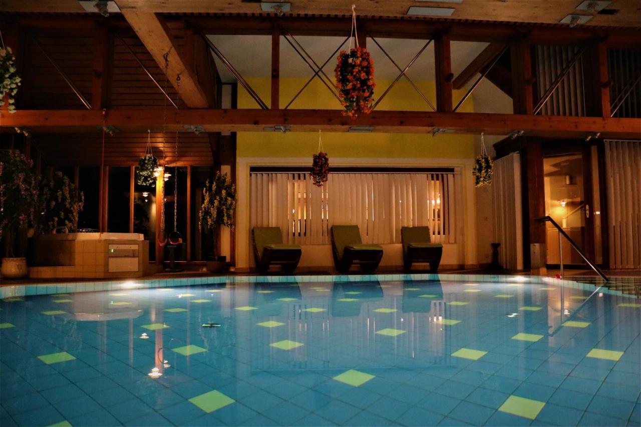 Hotel Und Appartementhof Waldeck Bad Füssing Extérieur photo